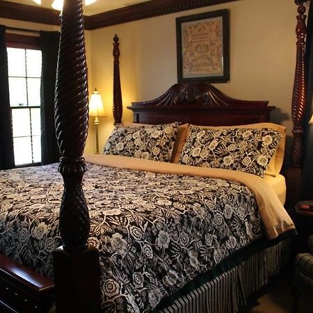 Williamsburg Sampler B & B 外观 照片